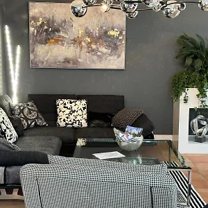 5 Mit Garten Und Sonniger Terrasse Apartment